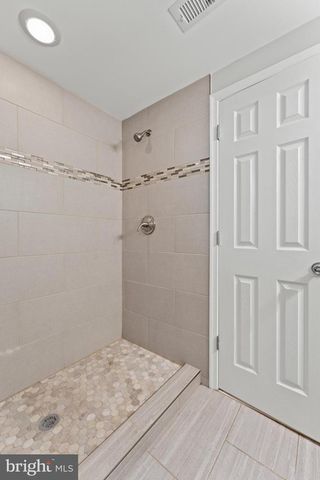 2713 PINECREEK PL, District Heights, MD 20747