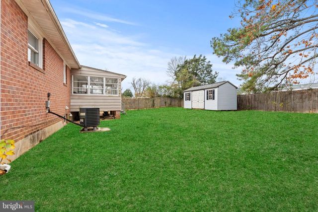 2713 PINECREEK PL, District Heights, MD 20747