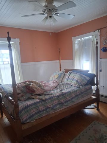 30 Cross Street, Littleton, NH 03561