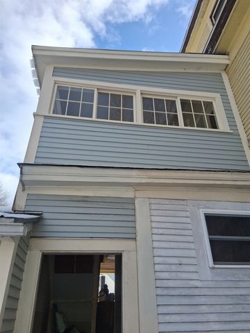 30 Cross Street, Littleton, NH 03561