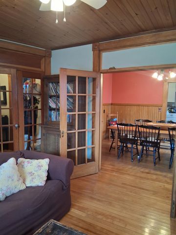 30 Cross Street, Littleton, NH 03561