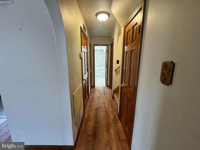 581 ROSEMAR DR, Morrisville, PA 19067