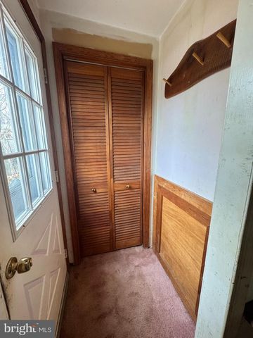 581 ROSEMAR DR, Morrisville, PA 19067