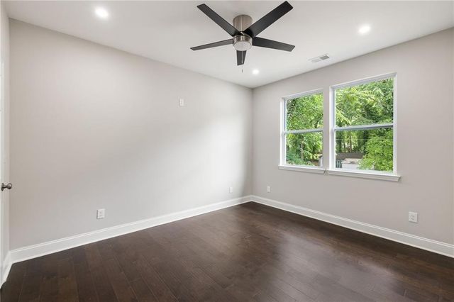 256 1st Street SW, Atlanta, GA 30314