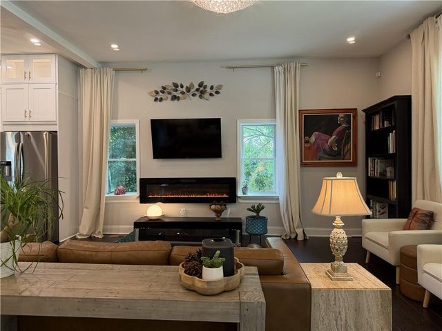 256 1st Street SW, Atlanta, GA 30314
