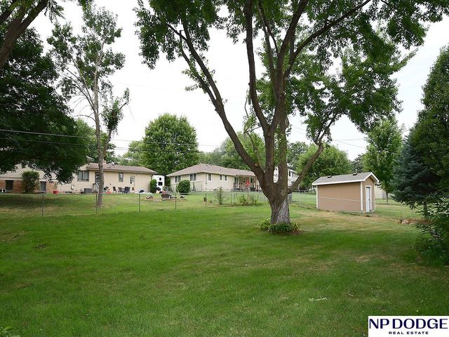 1042 S 217 Street, Omaha, NE 68022