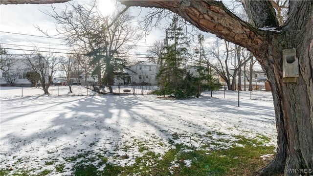 1818 Bedell Road, Grand Island, NY 14072