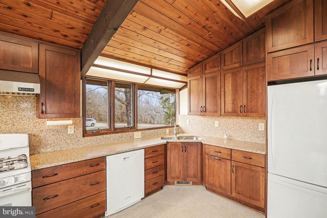 85 GREENHAVEN DR, Elkton, MD 21921