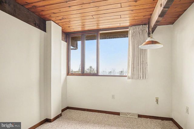 85 GREENHAVEN DR, Elkton, MD 21921