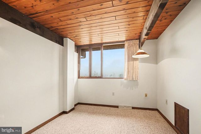 85 GREENHAVEN DR, Elkton, MD 21921