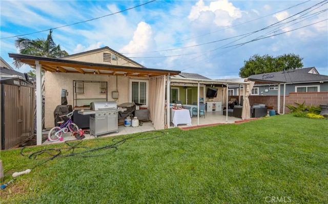 10534 Harvest Avenue, Santa Fe Springs, CA 90670