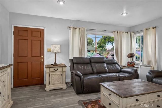 10534 Harvest Avenue, Santa Fe Springs, CA 90670