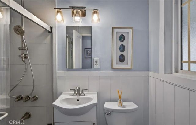 10534 Harvest Avenue, Santa Fe Springs, CA 90670