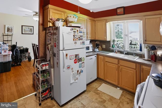 2188 SWAMP PIKE, Gilbertsville, PA 19525