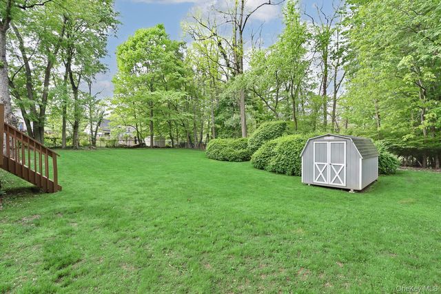 246 Cottage Road, Valley Cottage, NY 10989