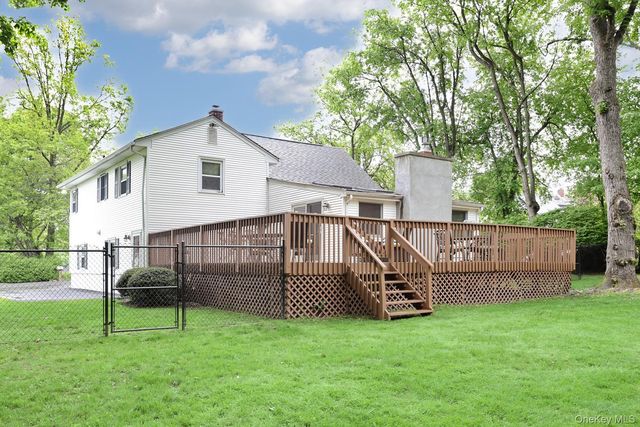 246 Cottage Road, Valley Cottage, NY 10989