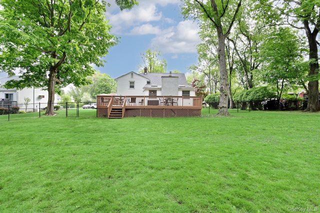 246 Cottage Road, Valley Cottage, NY 10989