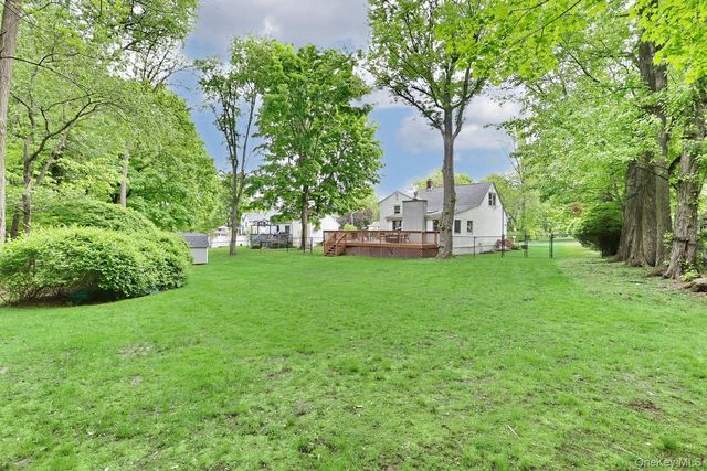 246 Cottage Road, Valley Cottage, NY 10989