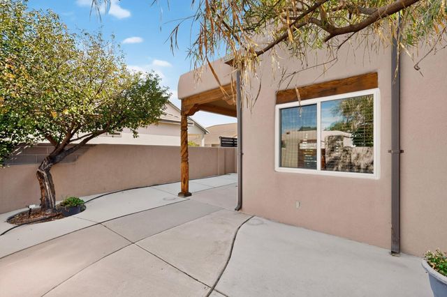 6116 Little Joe Place NW, Albuquerque, NM 87120