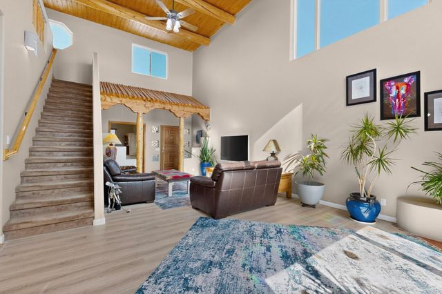 6116 Little Joe Place NW, Albuquerque, NM 87120