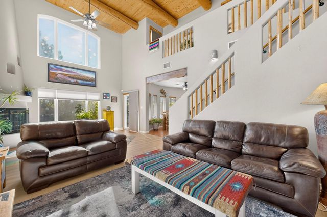 6116 Little Joe Place NW, Albuquerque, NM 87120