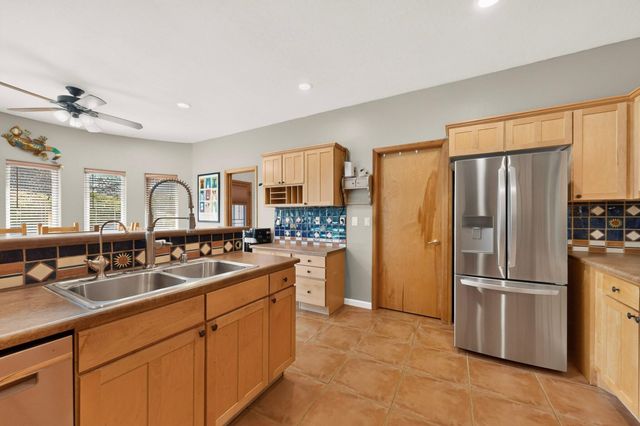 6116 Little Joe Place NW, Albuquerque, NM 87120