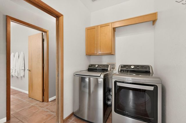 6116 Little Joe Place NW, Albuquerque, NM 87120