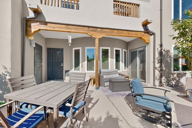 6116 Little Joe Place NW, Albuquerque, NM 87120