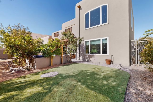 6116 Little Joe Place NW, Albuquerque, NM 87120