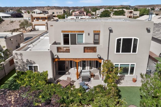 6116 Little Joe Place NW, Albuquerque, NM 87120