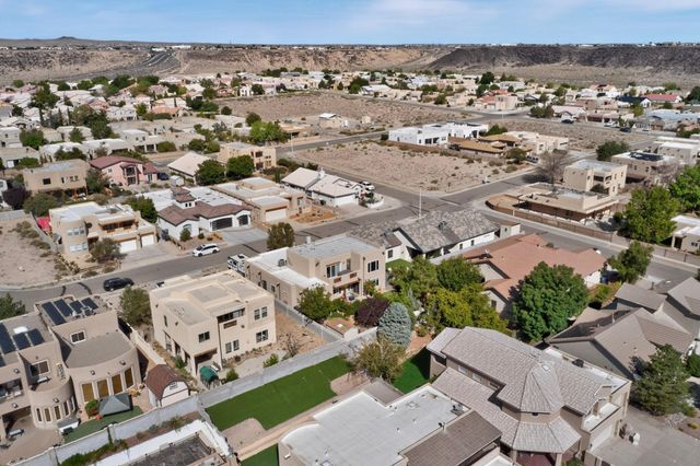 6116 Little Joe Place NW, Albuquerque, NM 87120