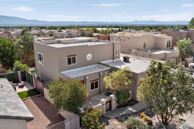 6116 Little Joe Place NW, Albuquerque, NM 87120
