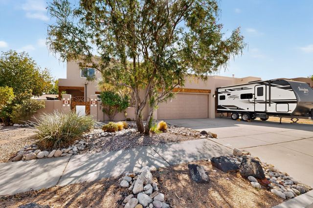 6116 Little Joe Place NW, Albuquerque, NM 87120