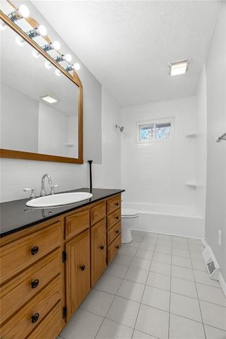 611 NE Corder Street, Lee's Summit, MO 64063