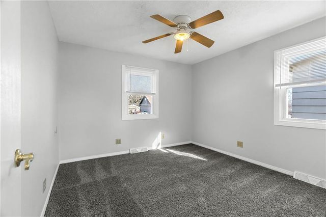 611 NE Corder Street, Lee's Summit, MO 64063
