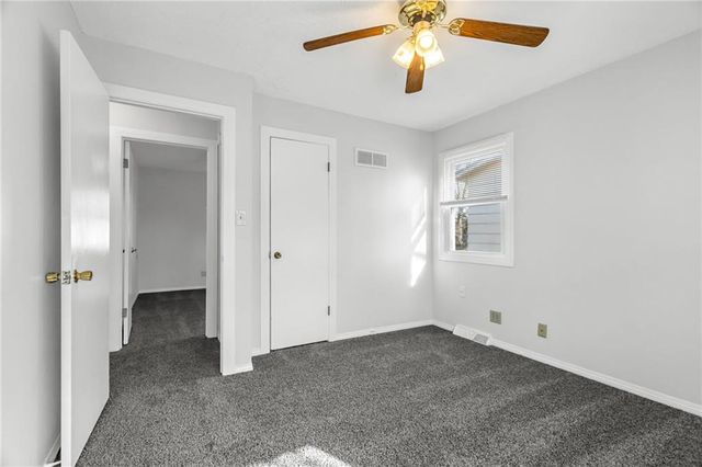 611 NE Corder Street, Lee's Summit, MO 64063