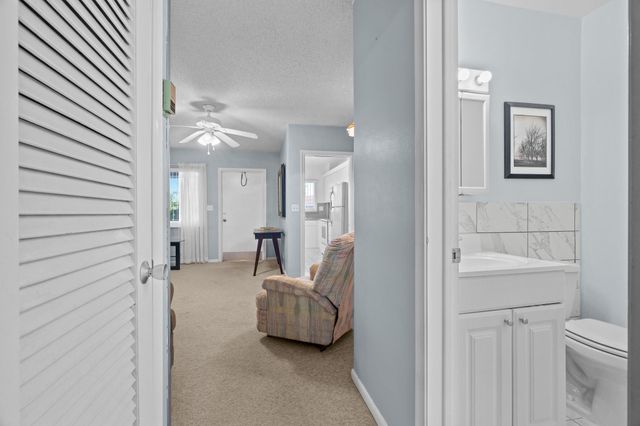 2100 NE 38th Street 243, Lighthouse Point, FL 33064
