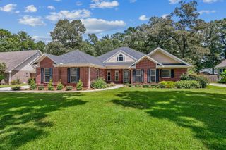 6033 Dorchester Place, Crestview, FL 32536
