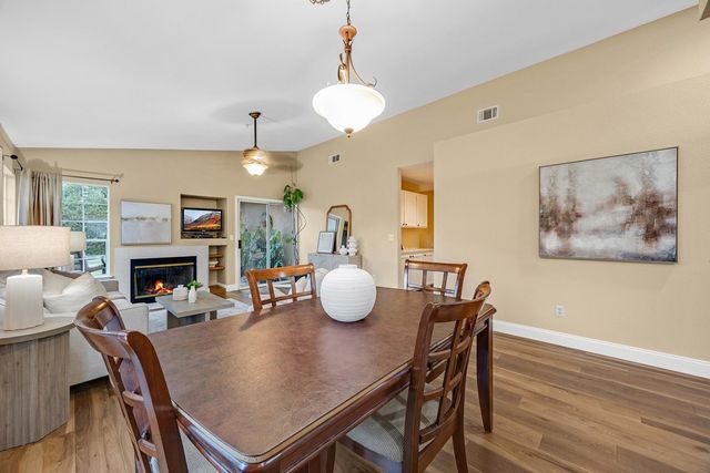 1127 1127 Meadow Drive, Livermore, CA 94551