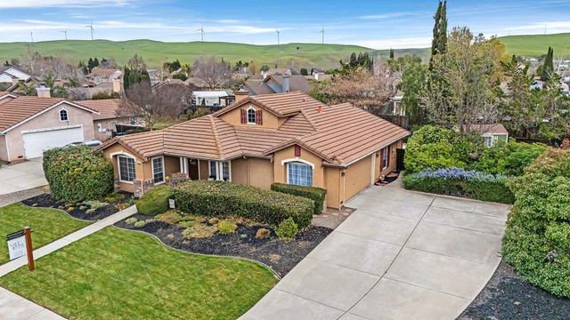 1127 1127 Meadow Drive, Livermore, CA 94551