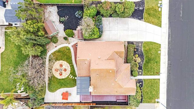 1127 1127 Meadow Drive, Livermore, CA 94551