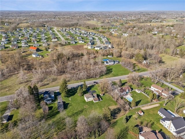 9033 Greiner Road, Clarence, NY 14031