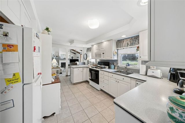 9033 Greiner Road, Clarence, NY 14031