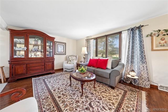 9033 Greiner Road, Clarence, NY 14031
