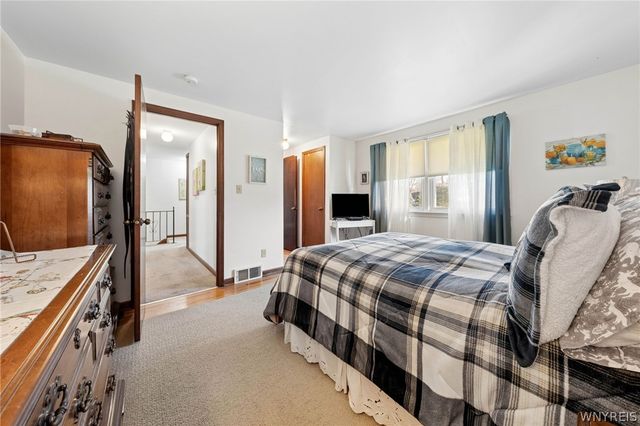 9033 Greiner Road, Clarence, NY 14031