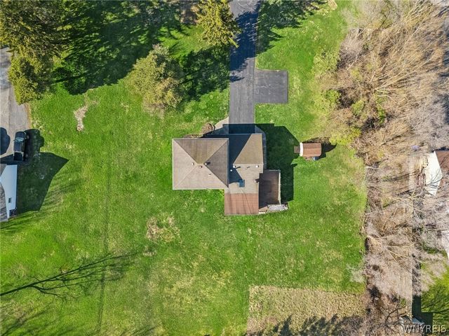 9033 Greiner Road, Clarence, NY 14031