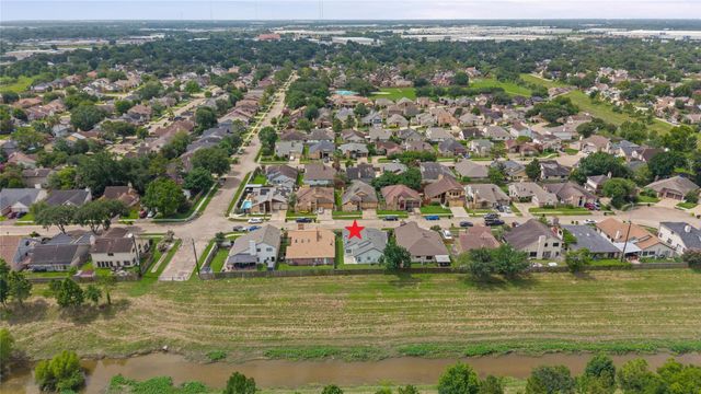 7810 Poitiers Drive, Houston, TX 77071