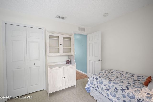 599 Fiji Court NW, Palm Bay, FL 32907