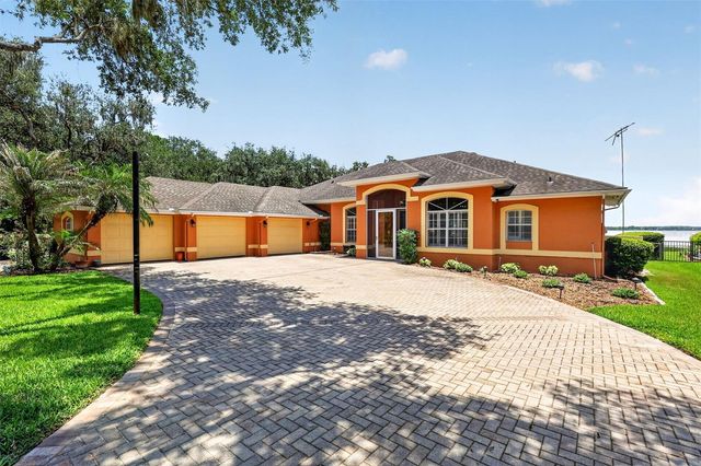 29742 SQUIRREL POINT ROAD, Tavares, FL 32778
