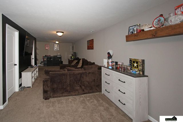 11811 N 142nd St. Street, Waverly, NE 68462